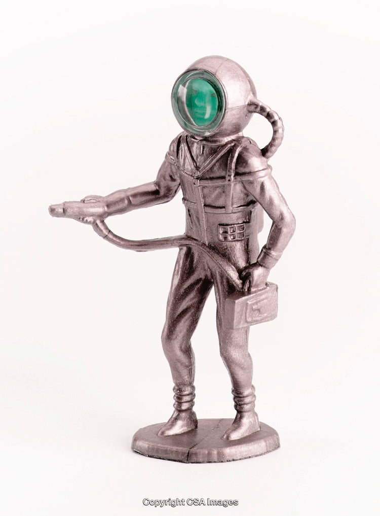 Vintage Sci-Fi Astronaut Figurine With Green Helmet Visor and Carrying Case