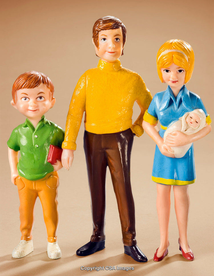 Family Figurine Set Depicting Parents and Children in Bright Outfits