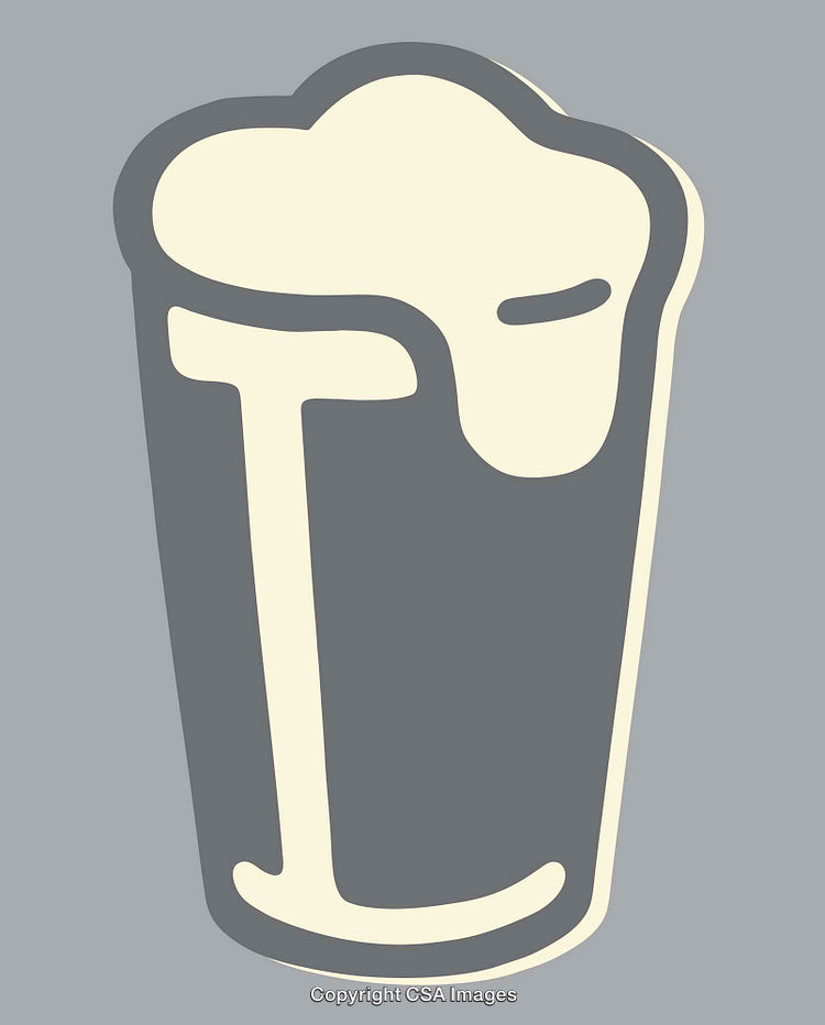 Minimalist Outline Illustration of a Beer Glass with Foam
