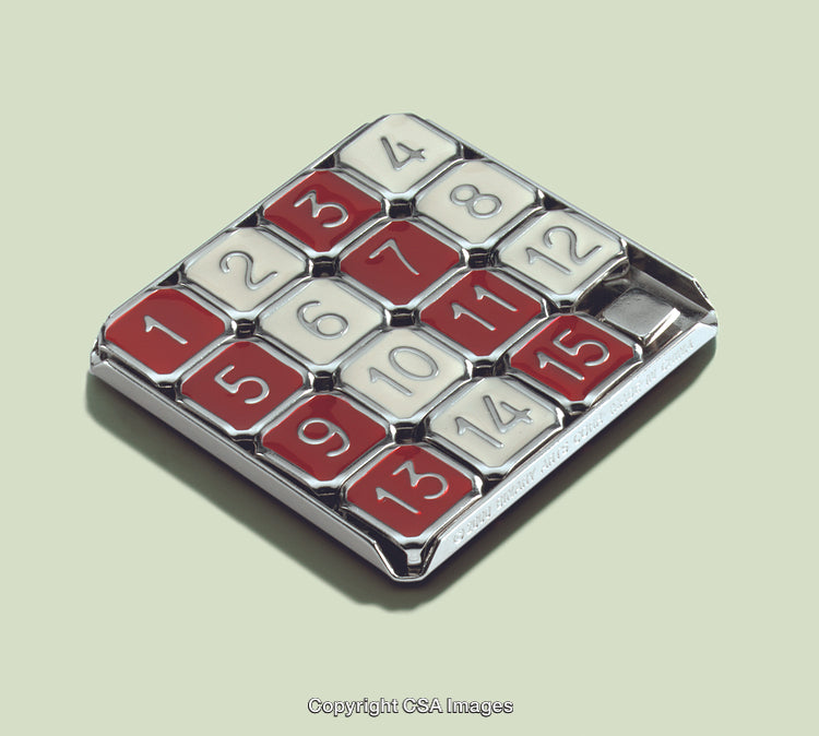 Classic Fifteen Puzzle Game with Red and White Numbered Tiles