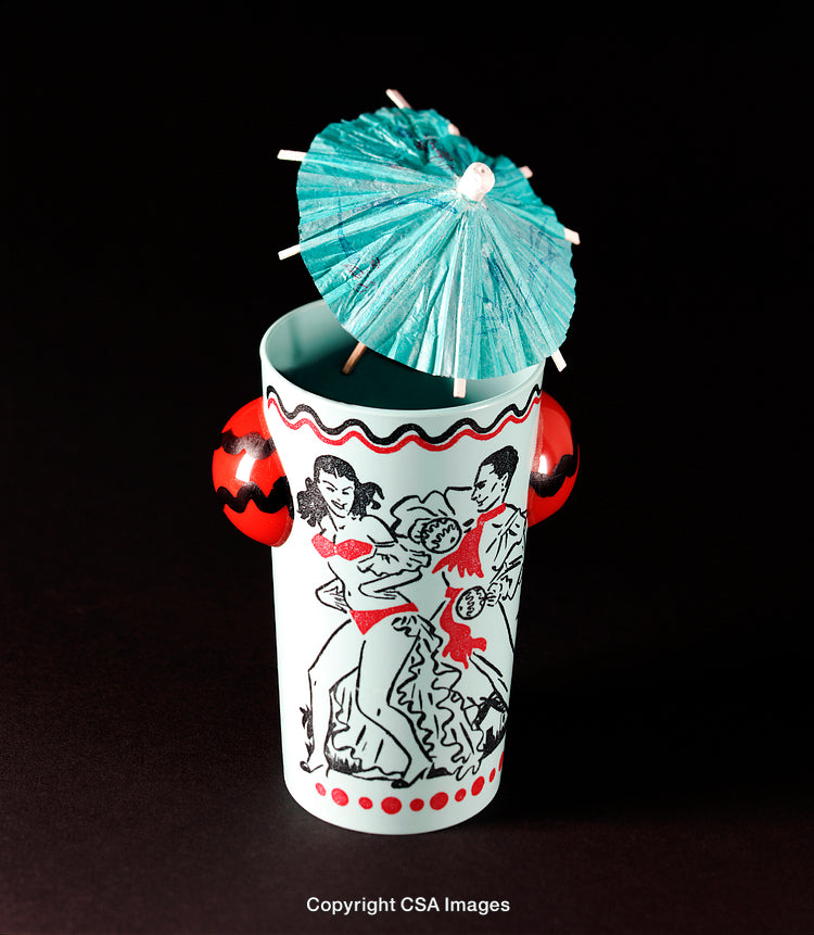 Decorative Cup with Dancing Illustration and Vintage Parasol Design