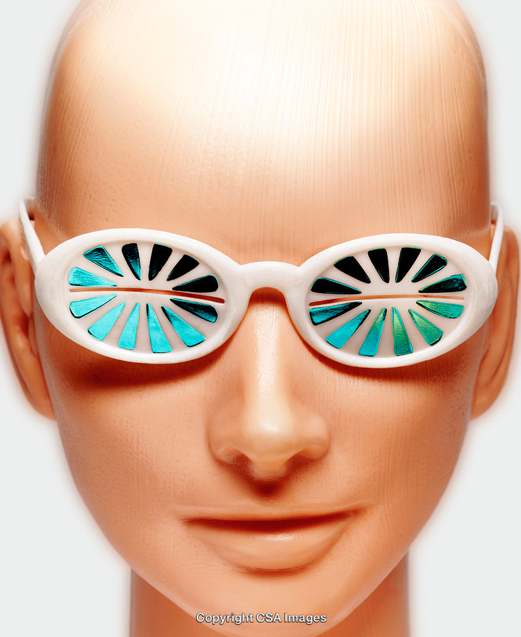 Plastic Toy Head With Stylish Geometric Art Glasses