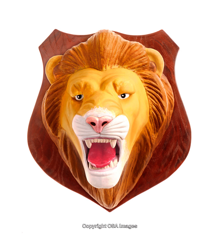 Lifelike Lion Head Sculpture Mounted on Wooden Plaque for Decoration